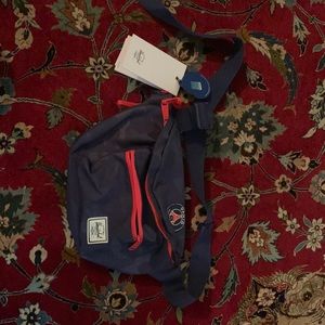 new with tags paris saint germain herschel fanny pack / messenger bag